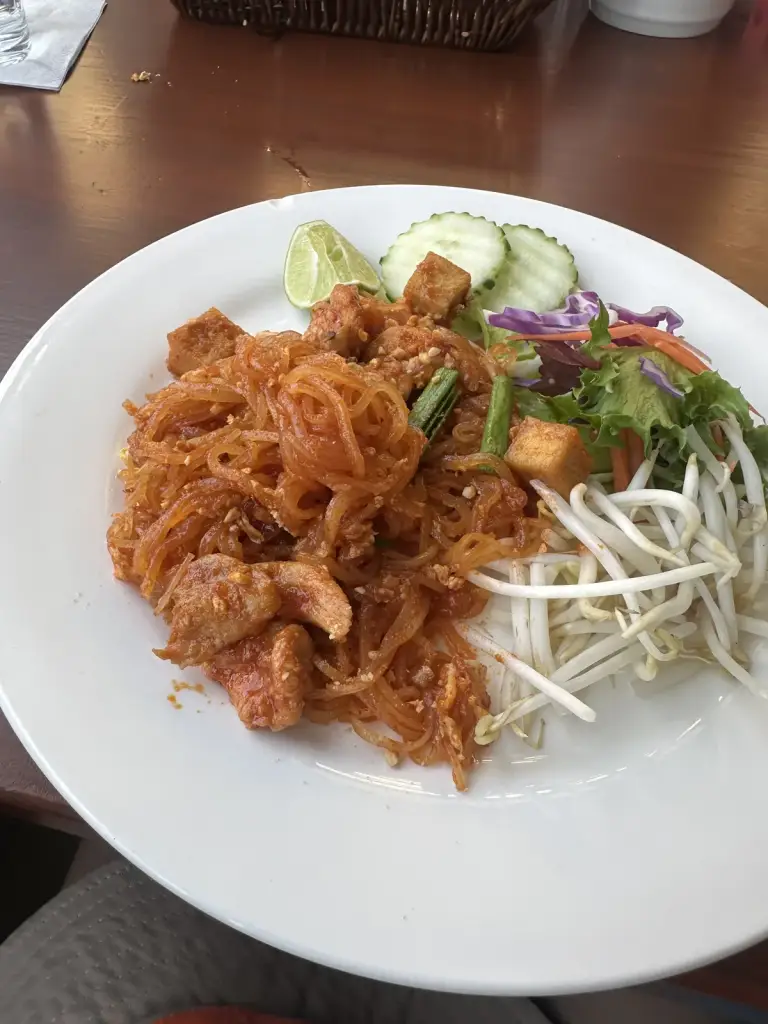 Pad thai with bean sprouts, vegetables and lime at Wangwa Hope Restaurant, Ban Ta Khun