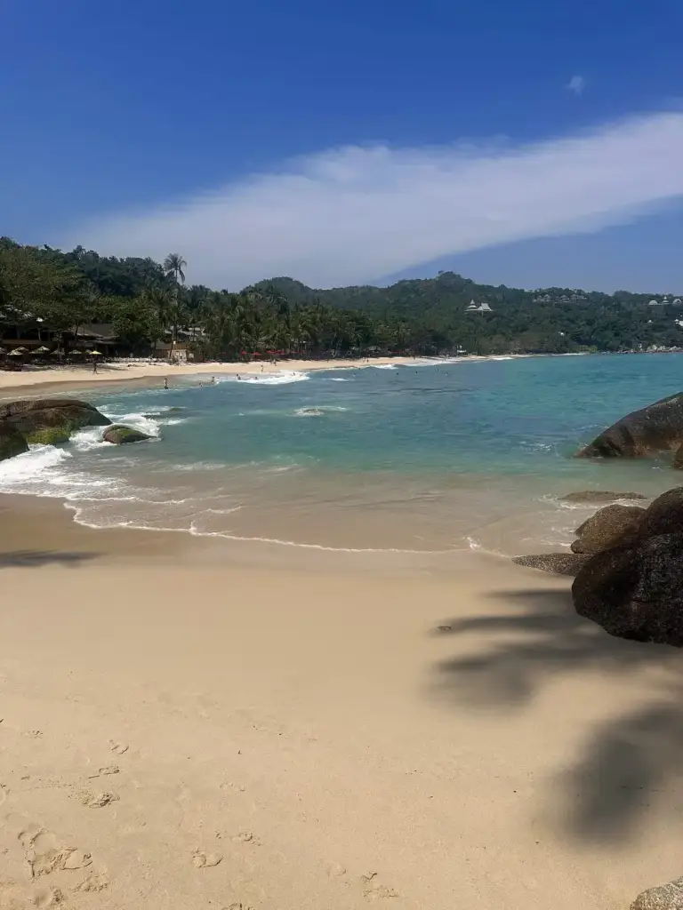 Thong Nai Pan Noi beach with rocks and clear water, Koh Phangan