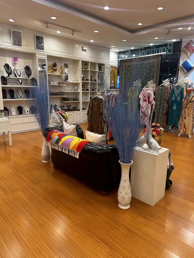 L'intérieur de la boutique - Boutique Asia, Koh Samui