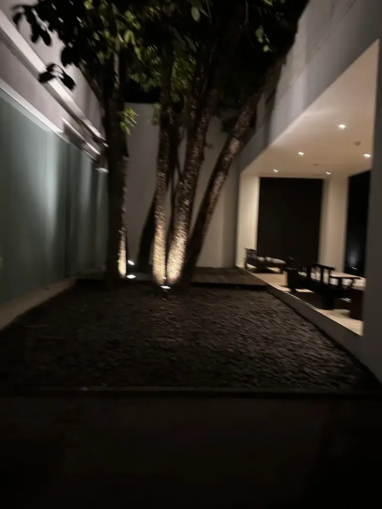 Der Weg am Hoteleingang - The Library, Koh Samui